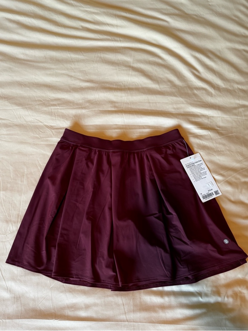 Maroon lululemon angled pleat high rise tennis skirt